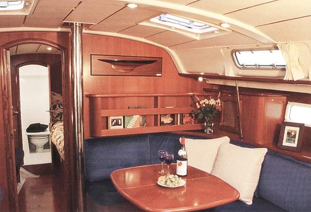 Slide: The Image of Beneteau 411 1999 - 4