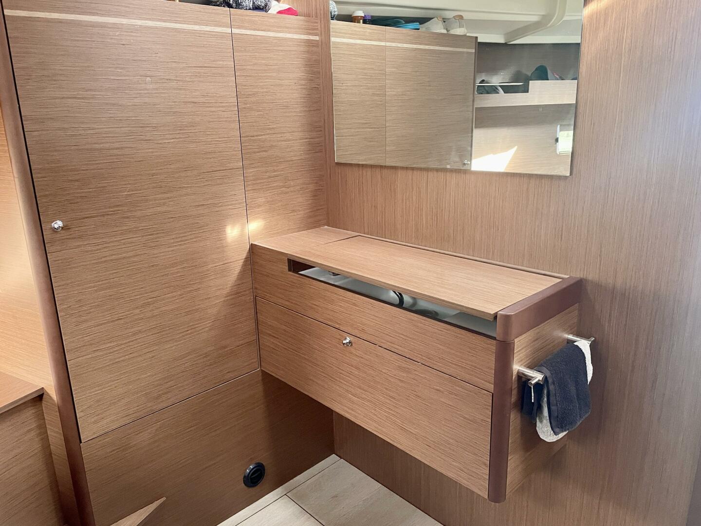 Slide: The Image of Beneteau 42 2022 - 4234636