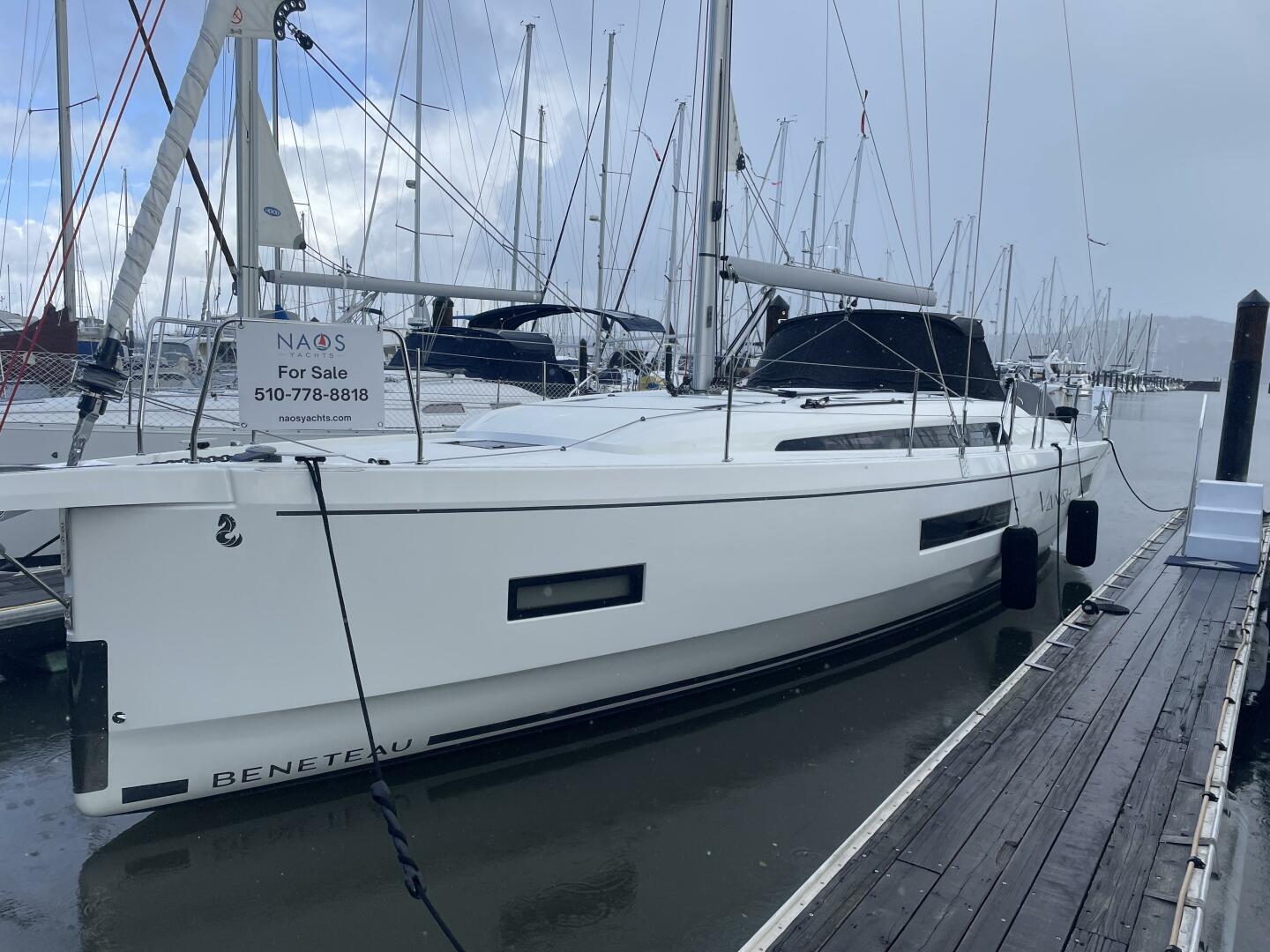 Slide: The Image of Beneteau 42 2022 - 4234657