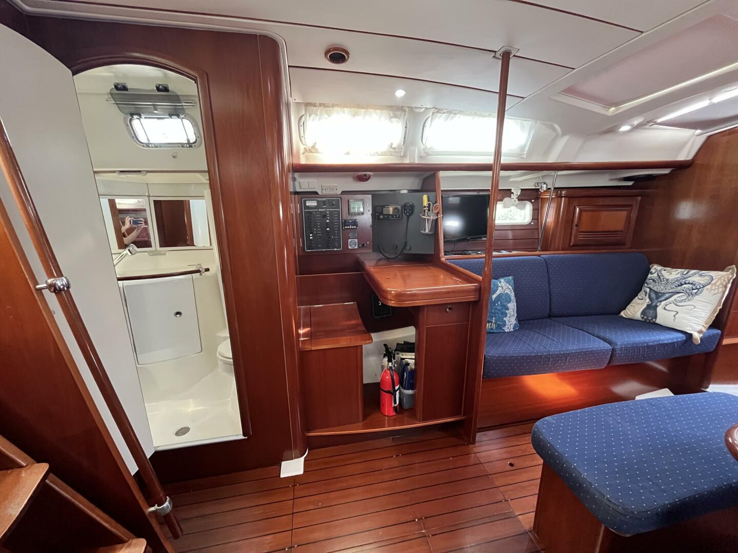 Slide: The Image of Beneteau 423 2003 - 5414202