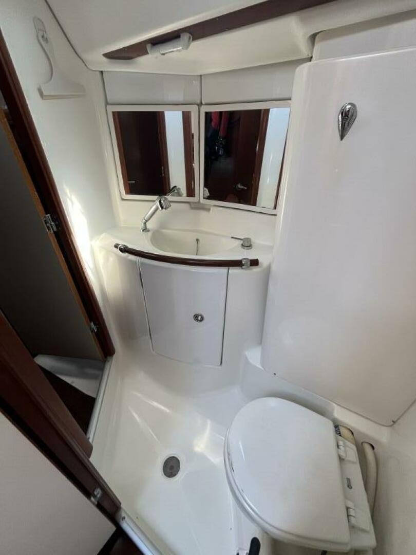 Slide: The Image of Beneteau 423 2003 - 5414212