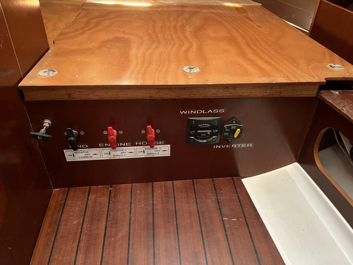 Slide: The Image of Beneteau 423 2003 - 5414205