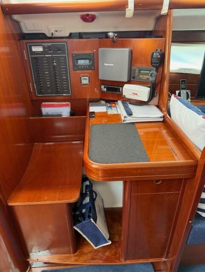 Slide: The Image of Beneteau 423 2004 - 5579826