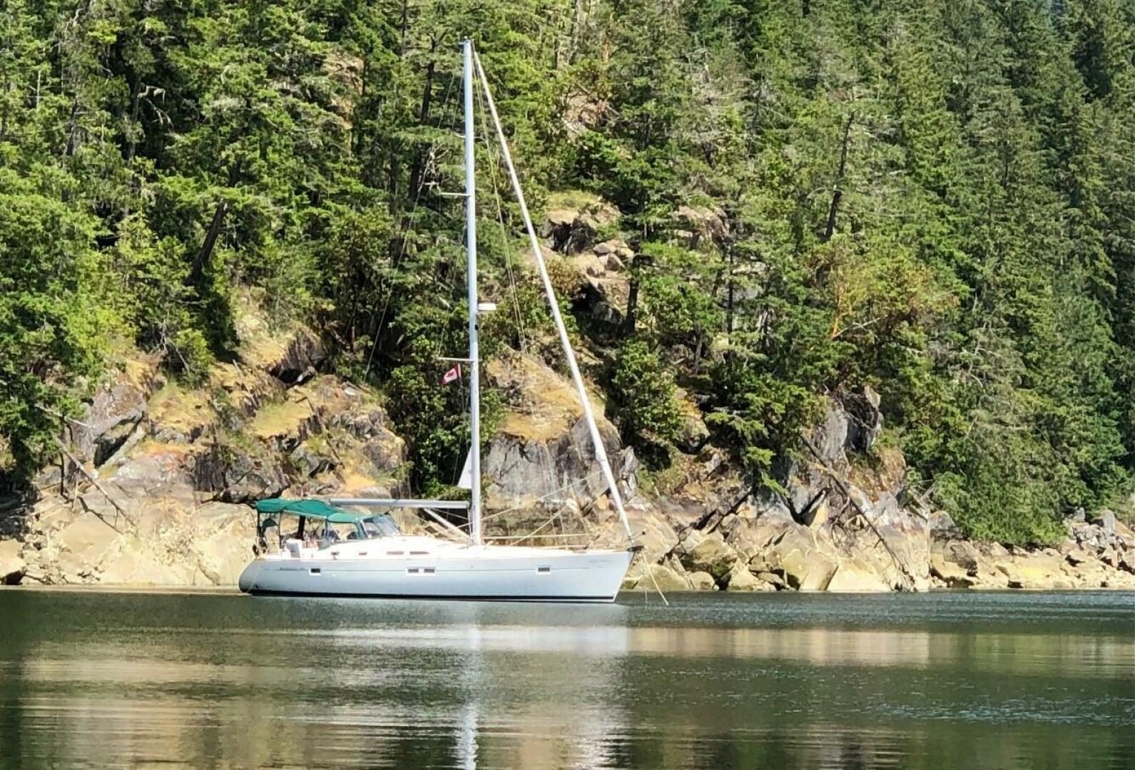 Slide: The Image of 2005 Beneteau 423 "Salish Breeze" - 0