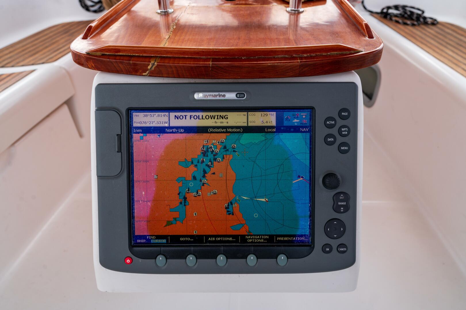 Slide: The Image of Beneteau 43 2008 - 5339547