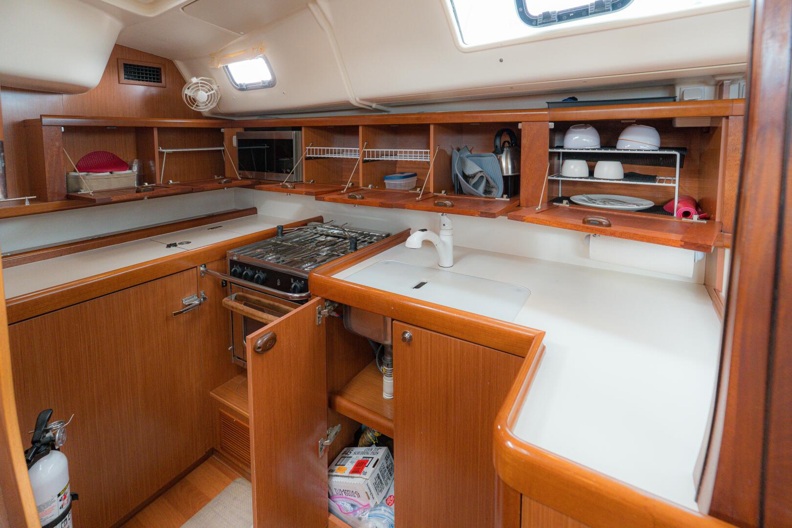 Slide: The Image of Beneteau 43 2008 - 5339602