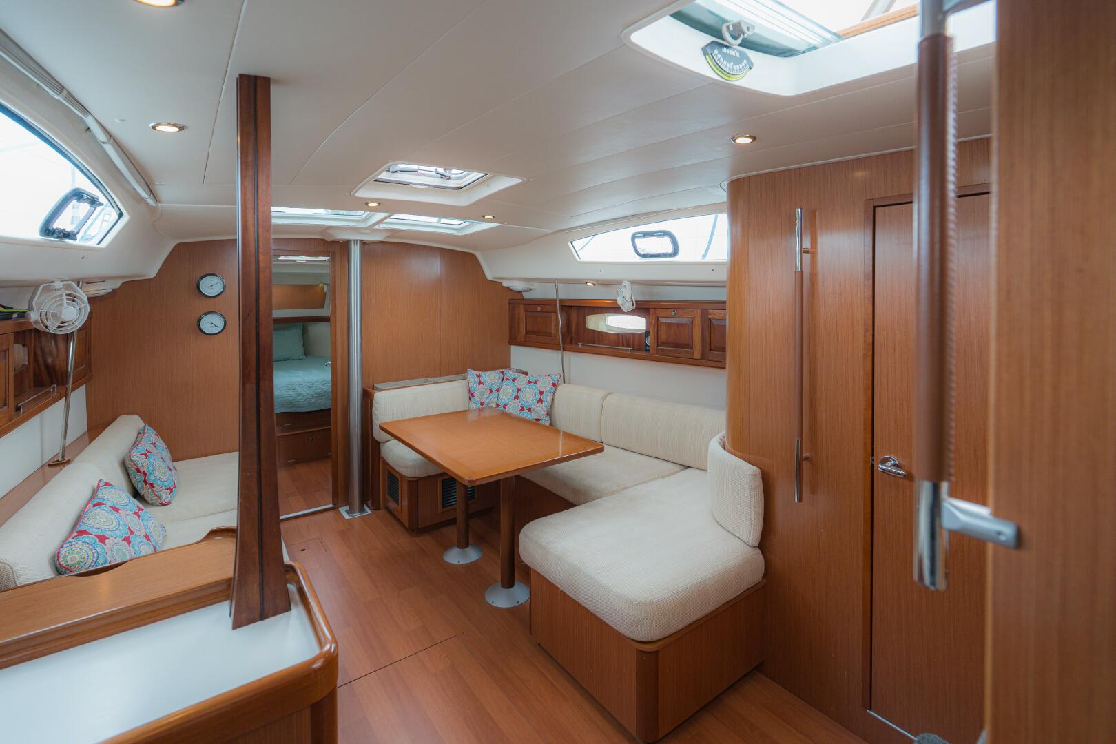 Slide: The Image of Beneteau 43 2008 - 5339610