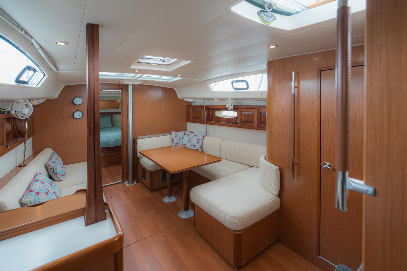 Slide: The Image of Beneteau 43 2008 - 5339611