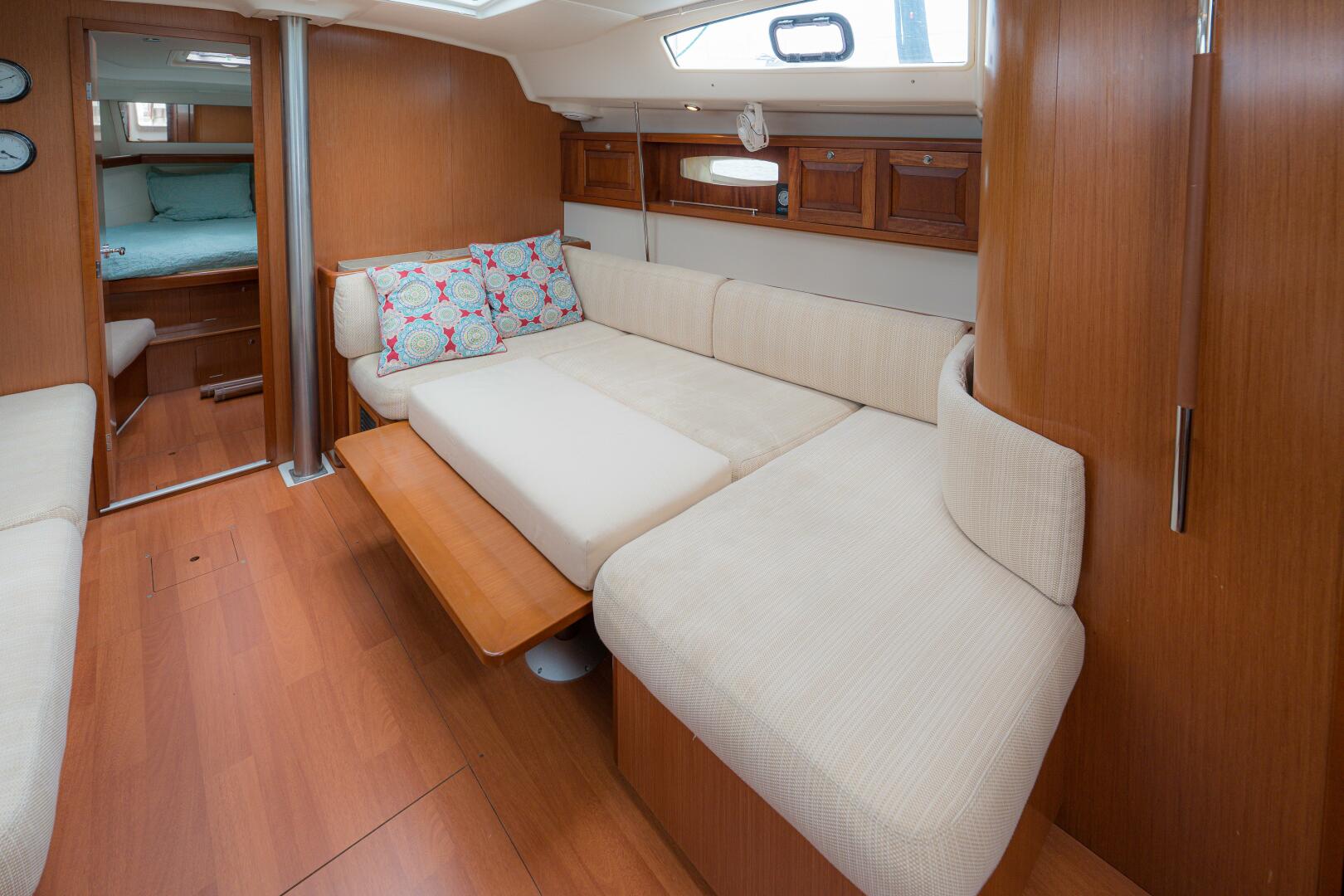 Slide: The Image of Beneteau 43 2008 - 5339624
