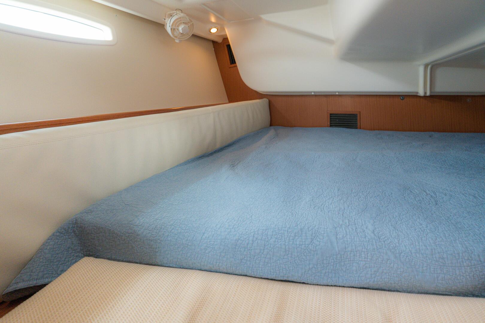 Slide: The Image of Beneteau 43 2008 - 5339616