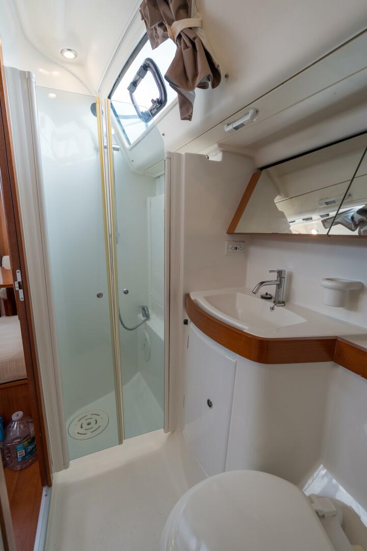 Slide: The Image of Beneteau 43 2008 - 5339606