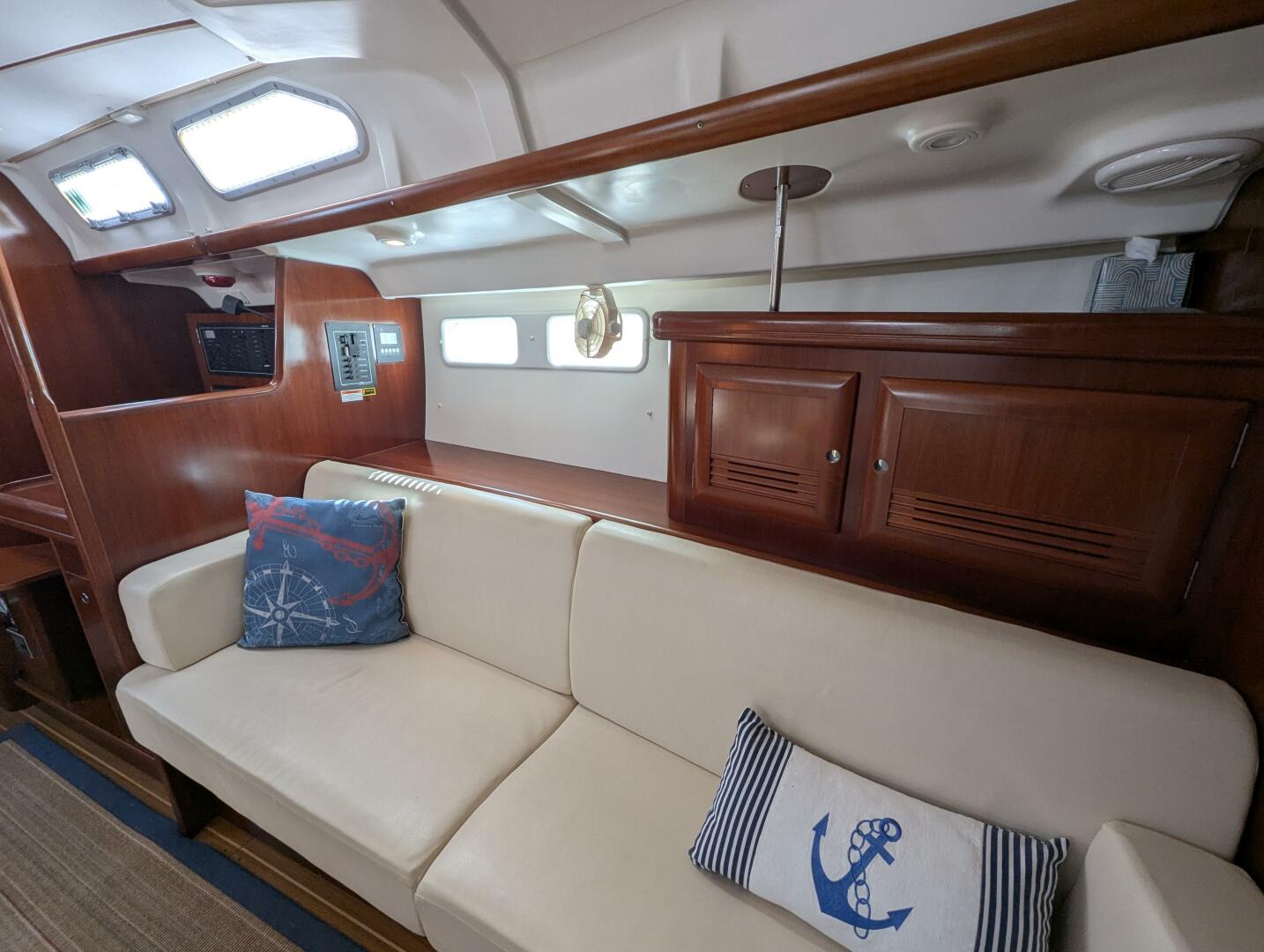 Slide: The Image of Beneteau 473 2006 - 15