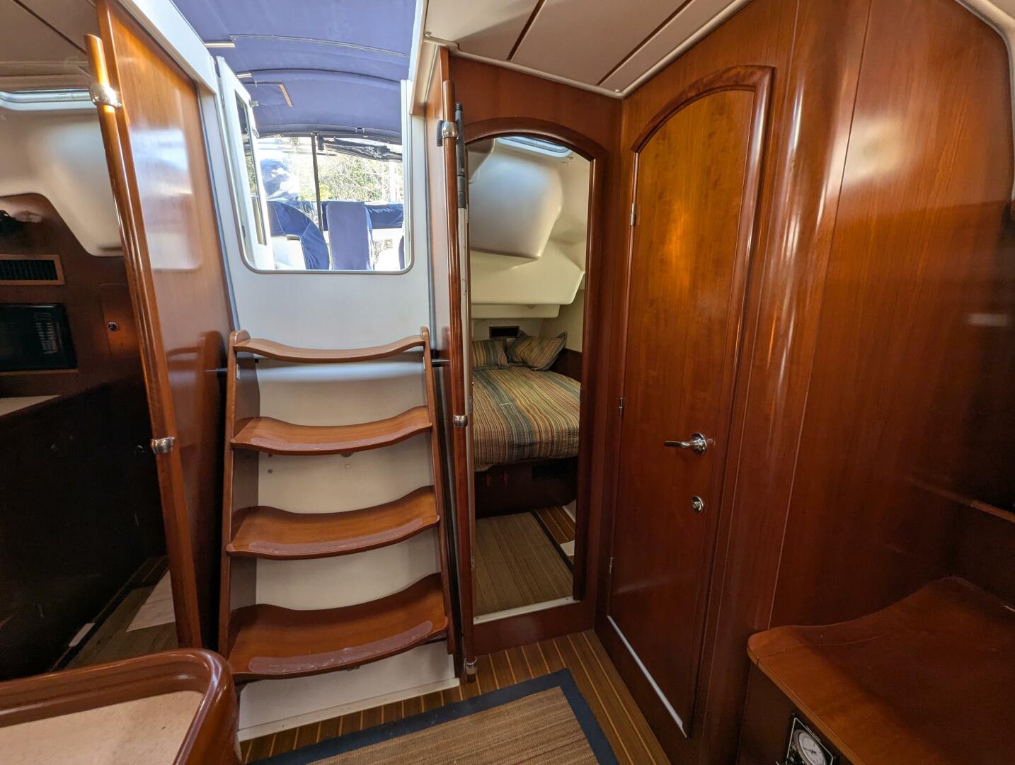Slide: The Image of Beneteau 473 2006 - 16