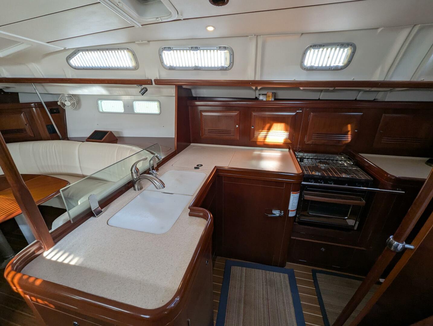 Slide: The Image of Beneteau 473 2006 - 5