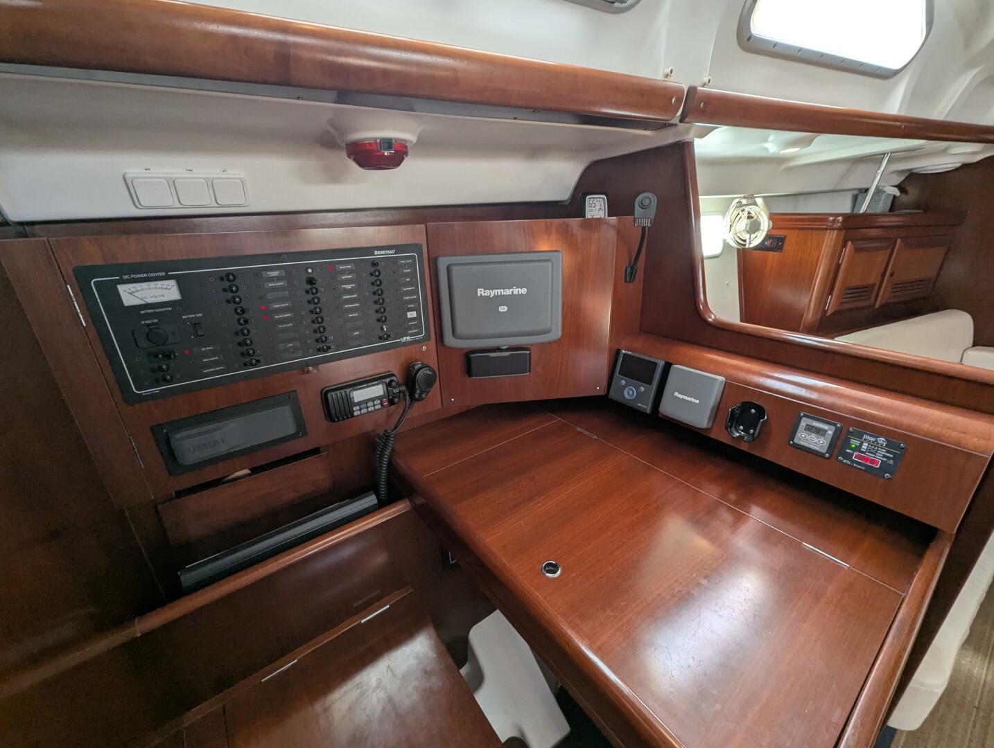 Slide: The Image of Beneteau 473 2006 - 9