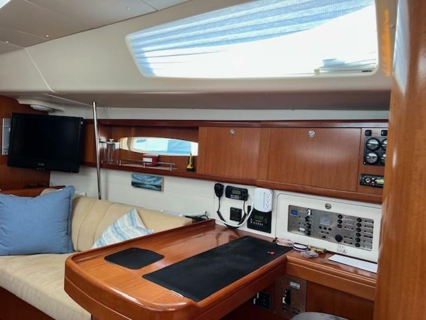 Slide: The Image of Beneteau 49 2007 - 5227124