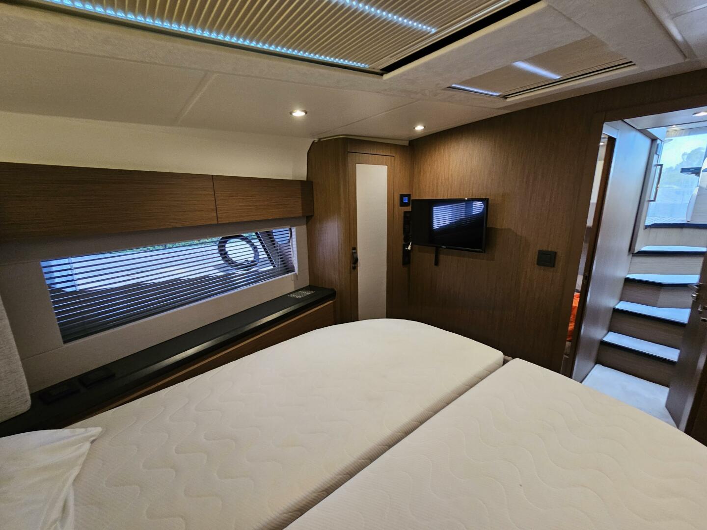 Slide: The Image of Beneteau 52 2021 - 4712257