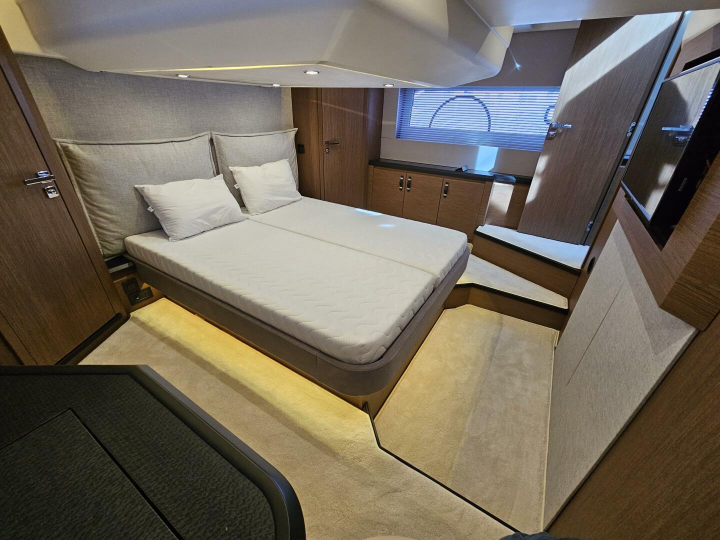 Slide: The Image of Beneteau 52 2021 - 4712261