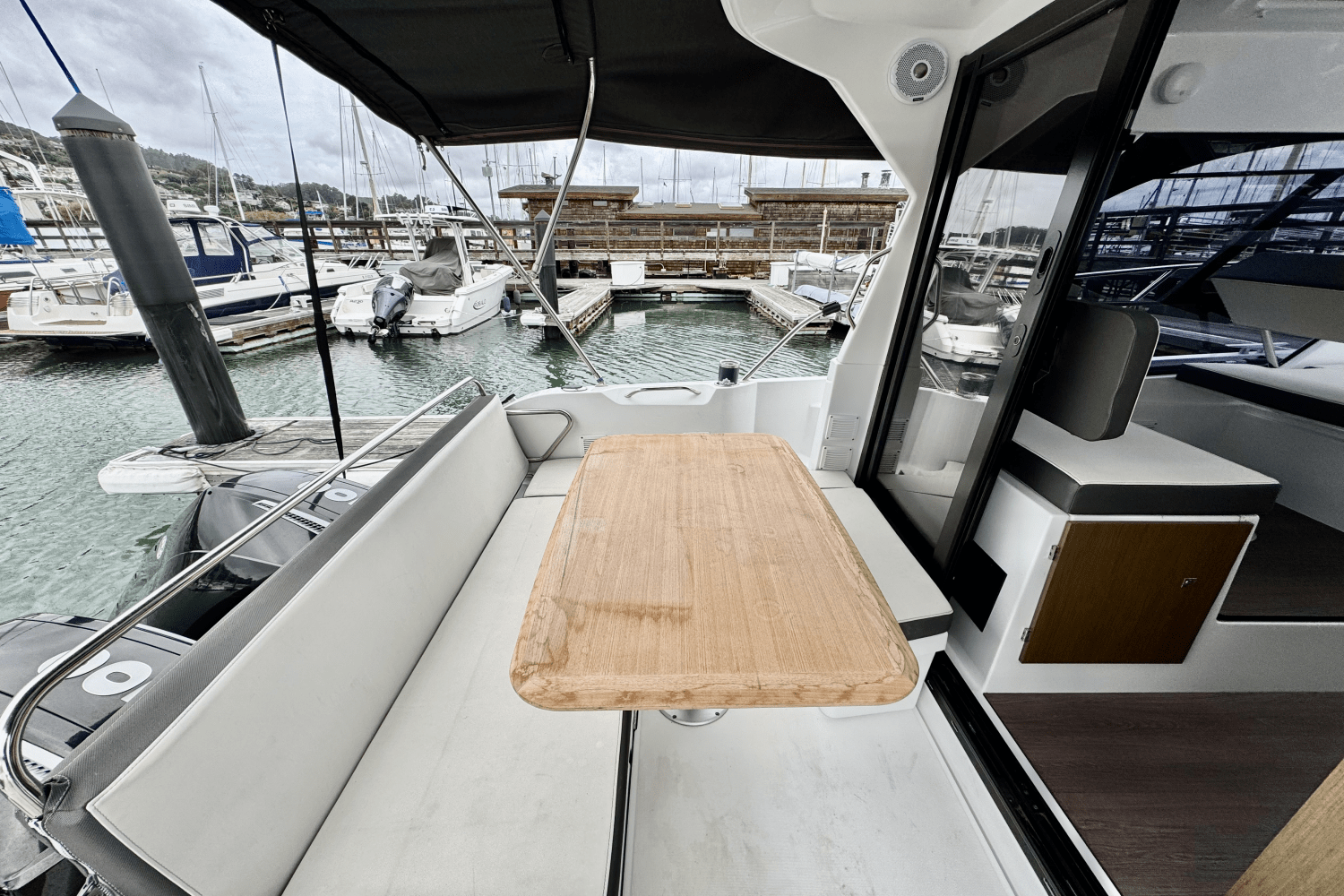 Slide: The Image of Beneteau ANATARES 9 2021 - 10
