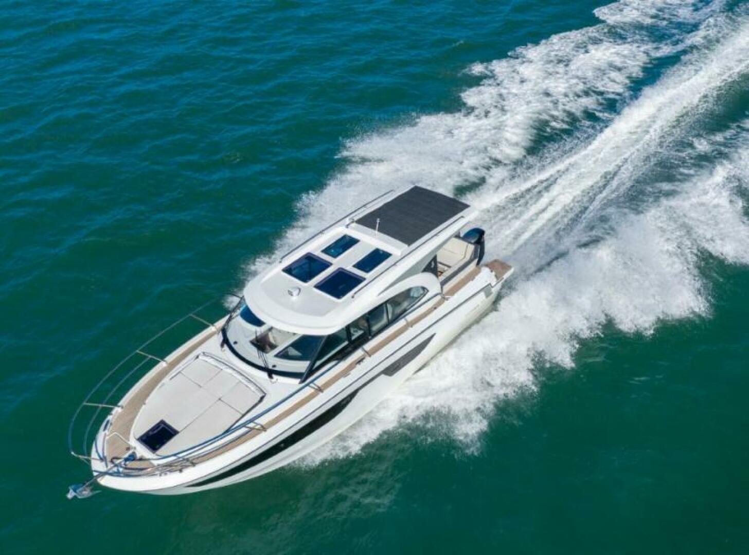 Slide: The Image of Beneteau Antares 11 2025 - 4625222