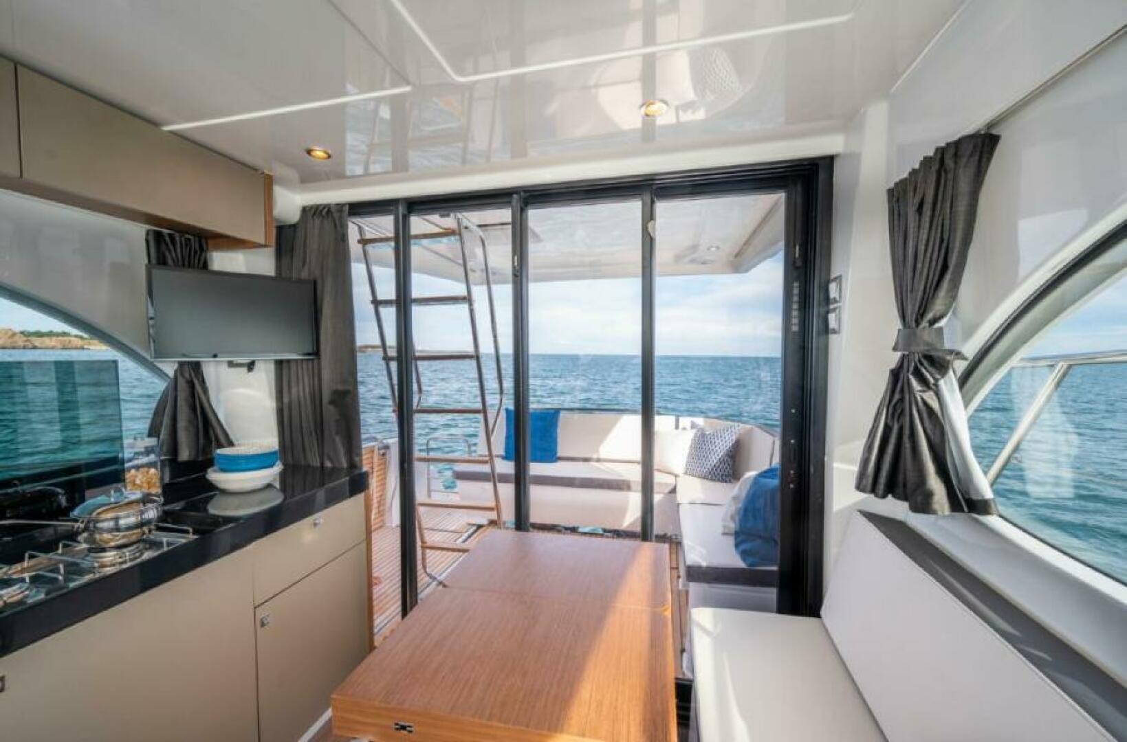 Slide: The Image of Beneteau Antares 11 2025 - 4625243