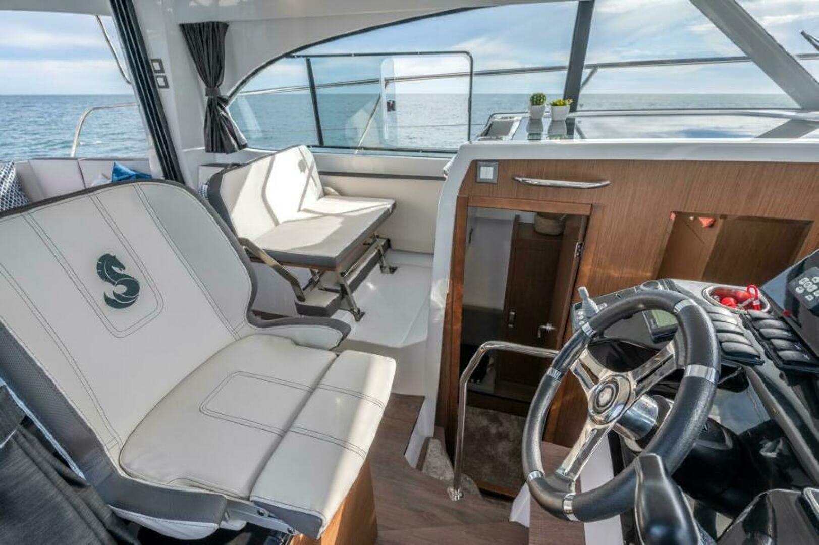 Slide: The Image of Beneteau Antares 11 2026 - 4981968