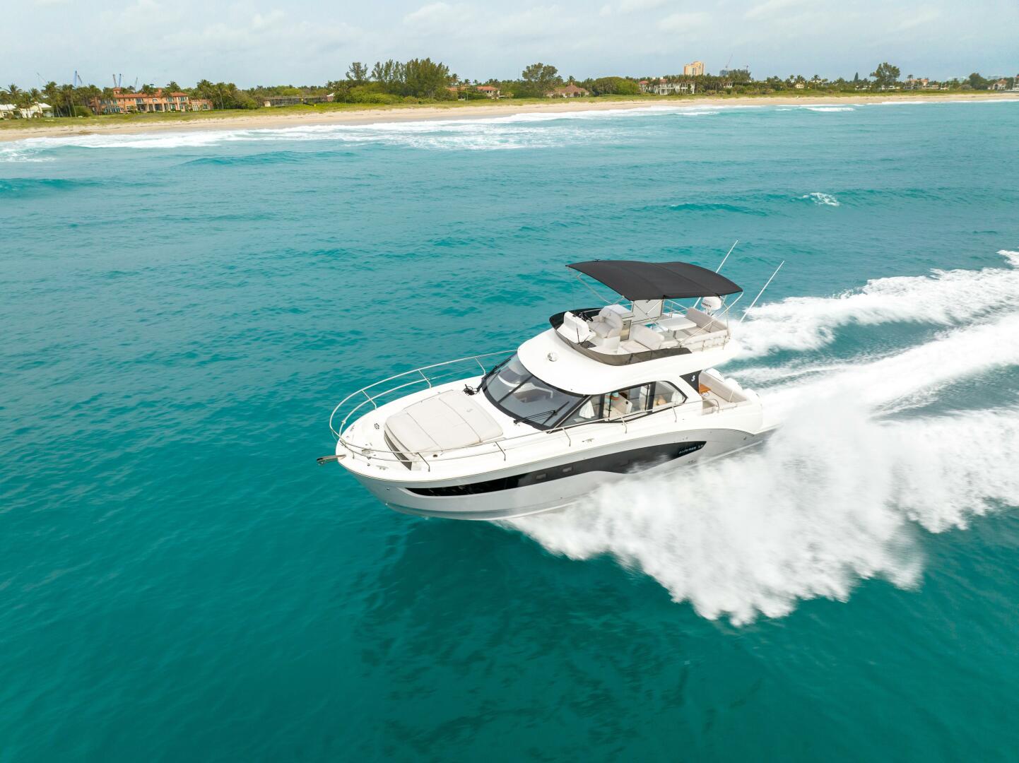 Slide: The Image of Beneteau Antares 12 2025 - 4287209