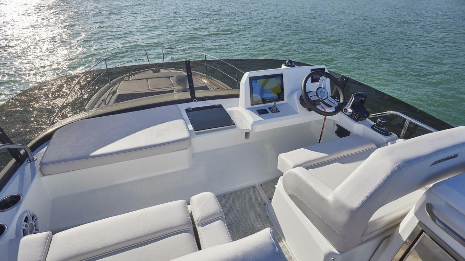 Slide: The Image of Beneteau Antares 12 2025 - 4597019