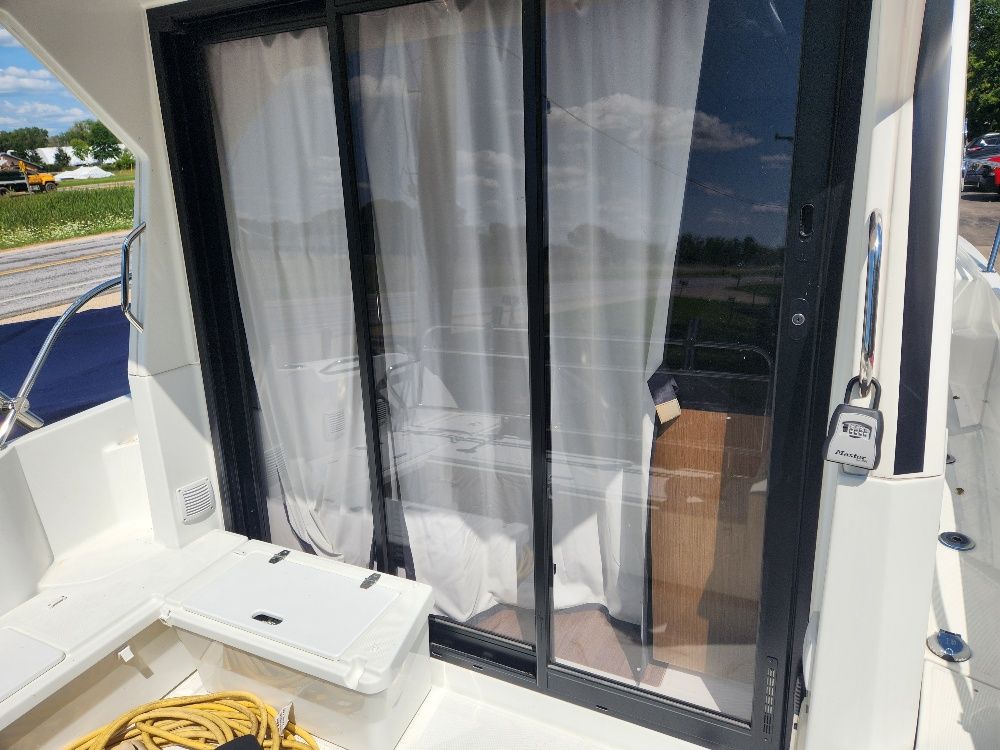 Slide: The Image of Beneteau ANTARES 27 2020 - 11