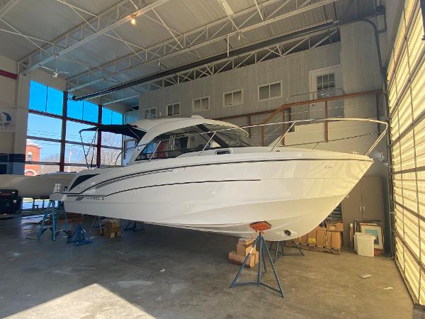 Slide: The Image of Beneteau Antares 8 2021 - 1