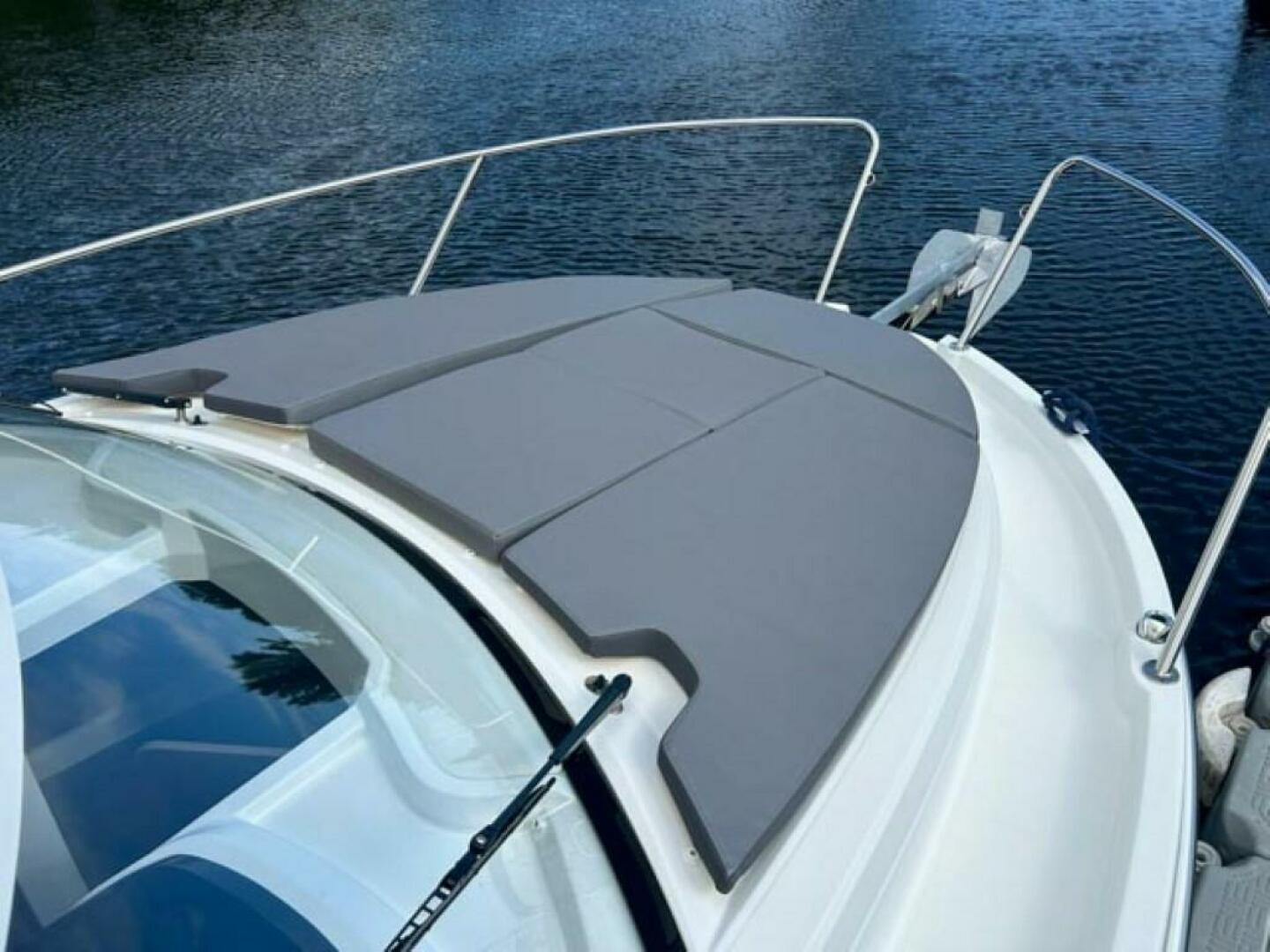 Slide: The Image of Beneteau Antares 8 2024 - 4899691
