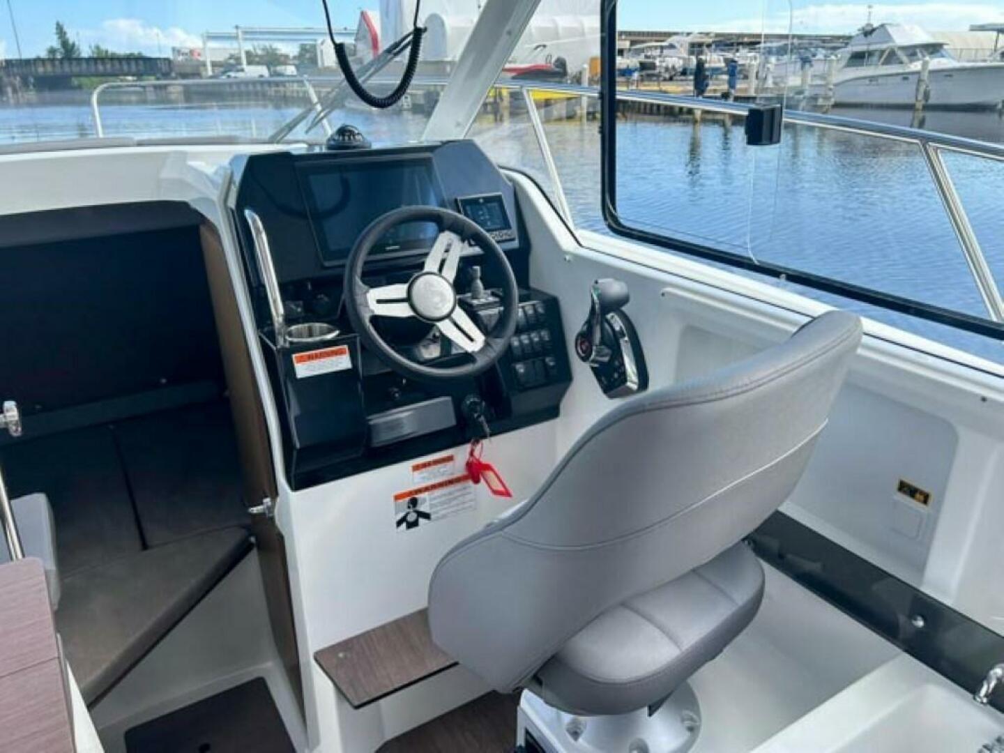 Slide: The Image of Beneteau Antares 8 2024 - 4899689