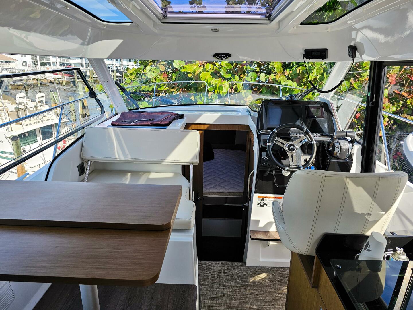 Slide: The Image of Beneteau Antares 9 2021 - 4998947