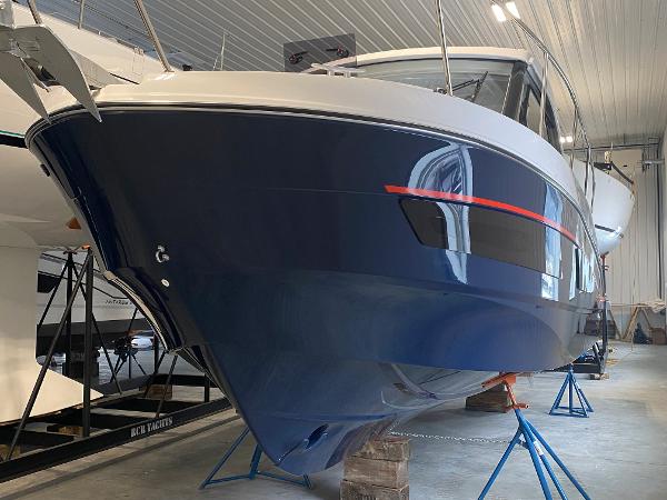 Slide: The Image of Beneteau Antares 9 2022 - 4