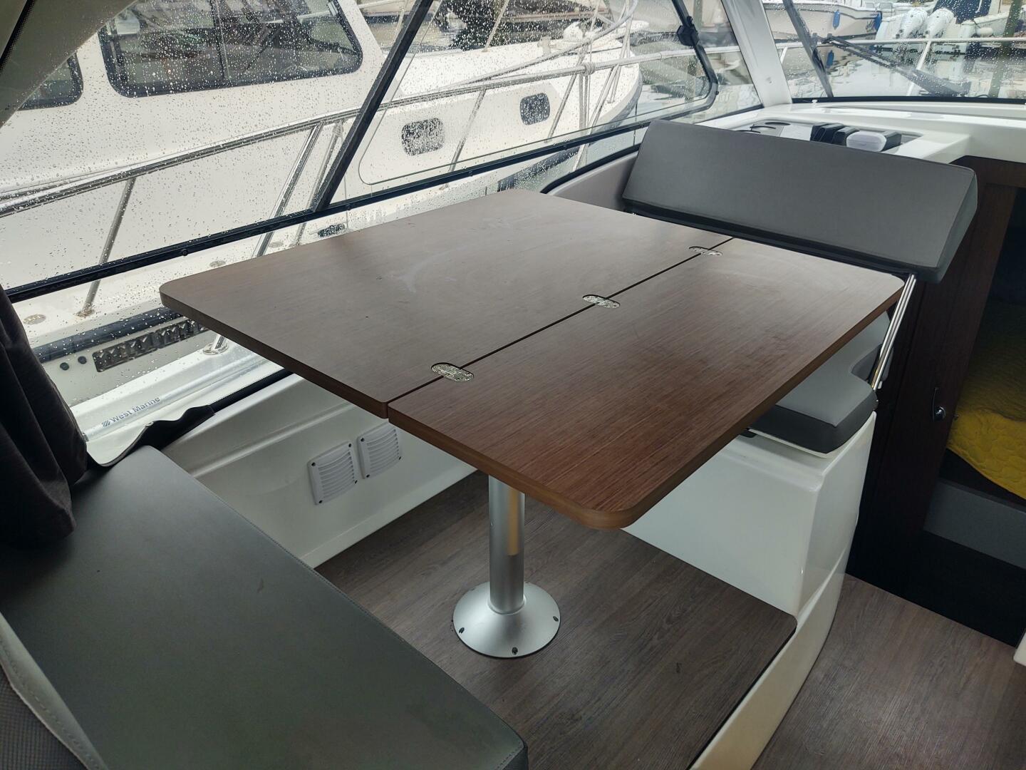 Slide: The Image of Beneteau Antares 9 2023 - 15