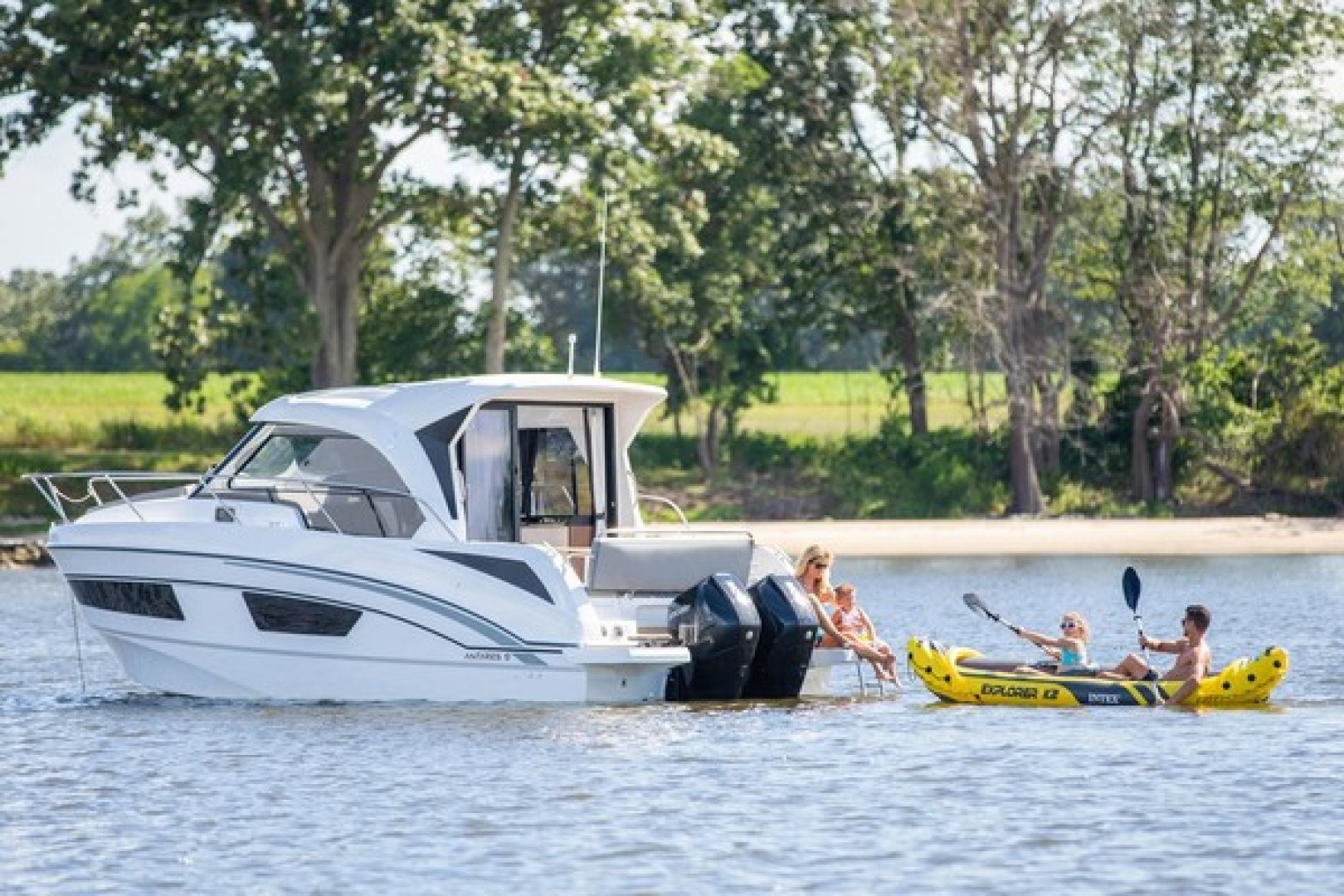Slide: The Image of Beneteau Antares 9 2025 - 1795218