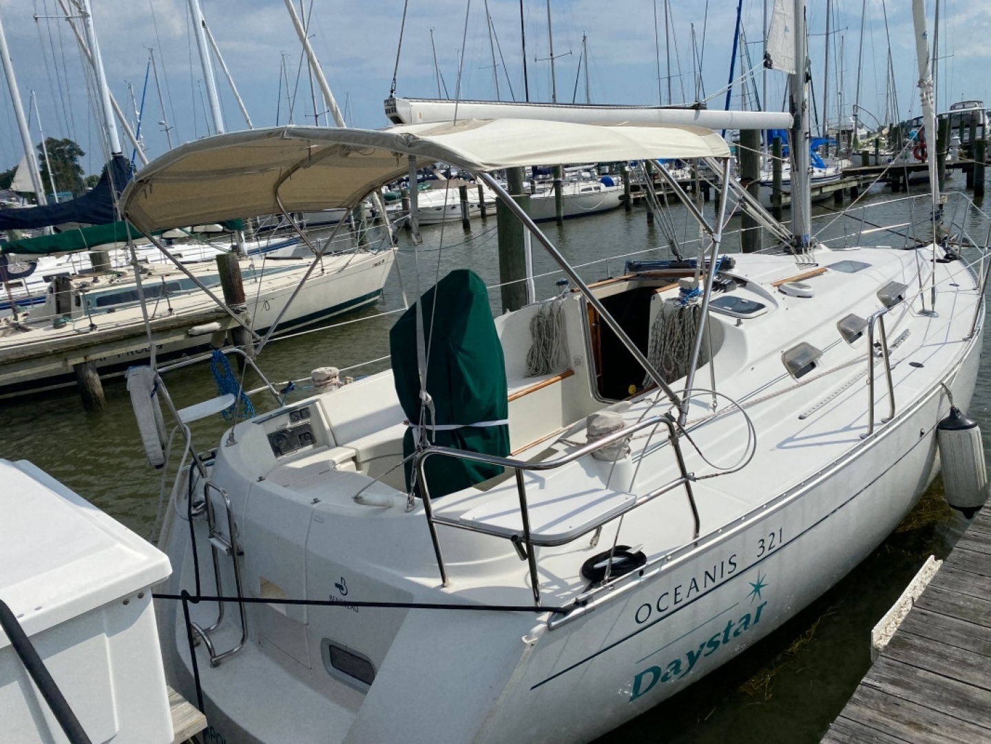 Slide: The Image of Used Sail Monohull for sale 1998 Beneteau Oceanis 321 - DAYSTAR - 4893706