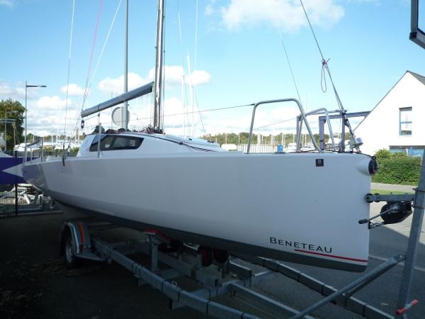 Slide: The Image of Beneteau First 24 2022 - 6