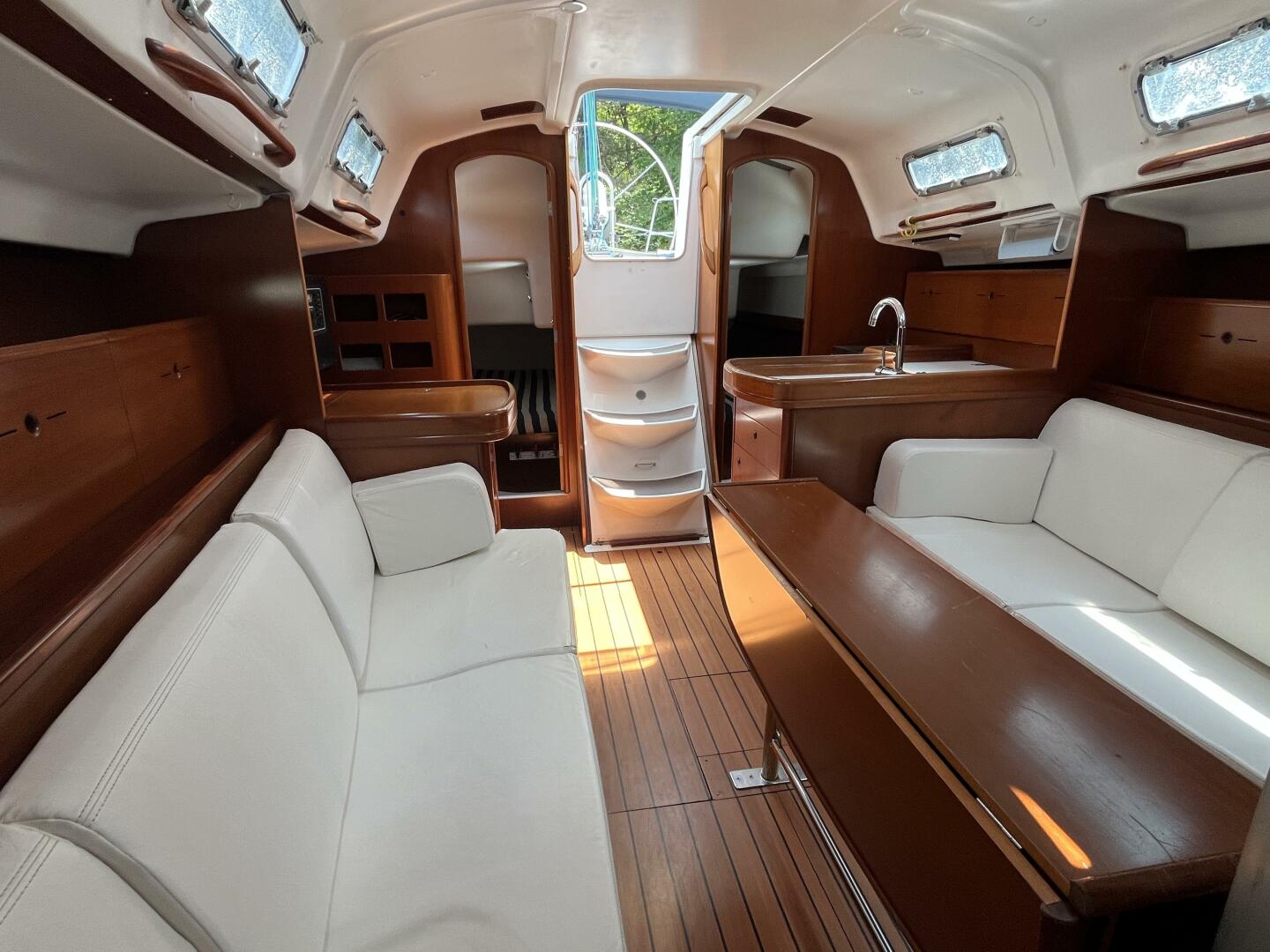 Slide: The Image of Beneteau First 36.7 2002 - 5373552
