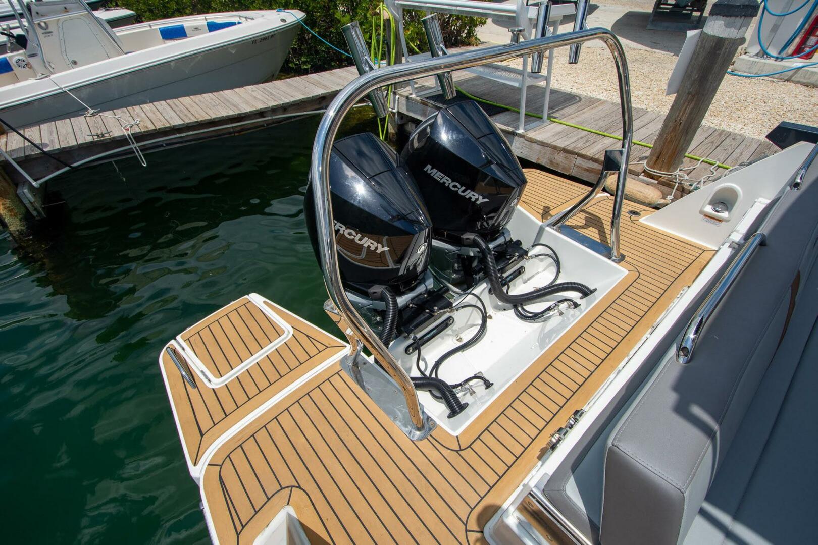 Slide: The Image of Beneteau Flyer 10 2023 - 5614672