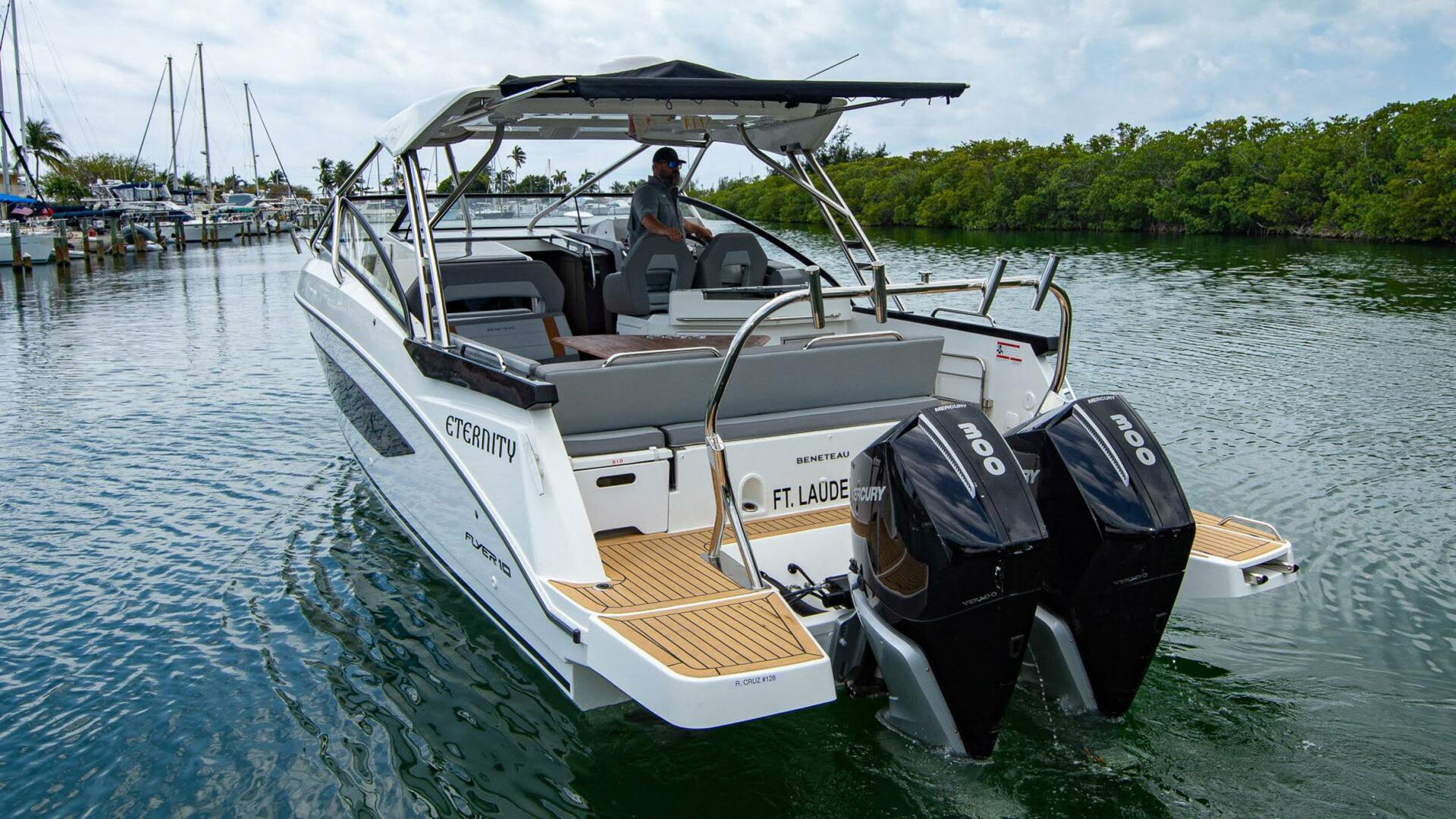 Slide: The Image of Beneteau Flyer 10 2023 - 5614663