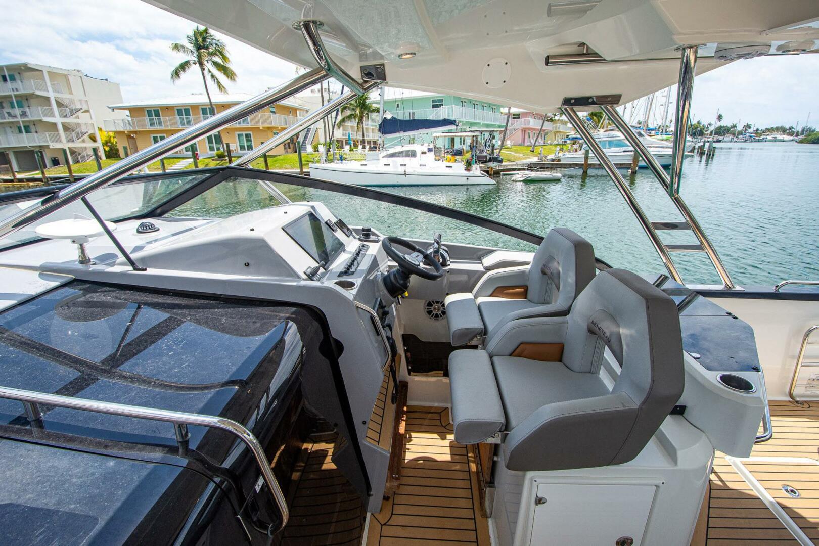 Slide: The Image of Beneteau Flyer 10 2023 - 5614673