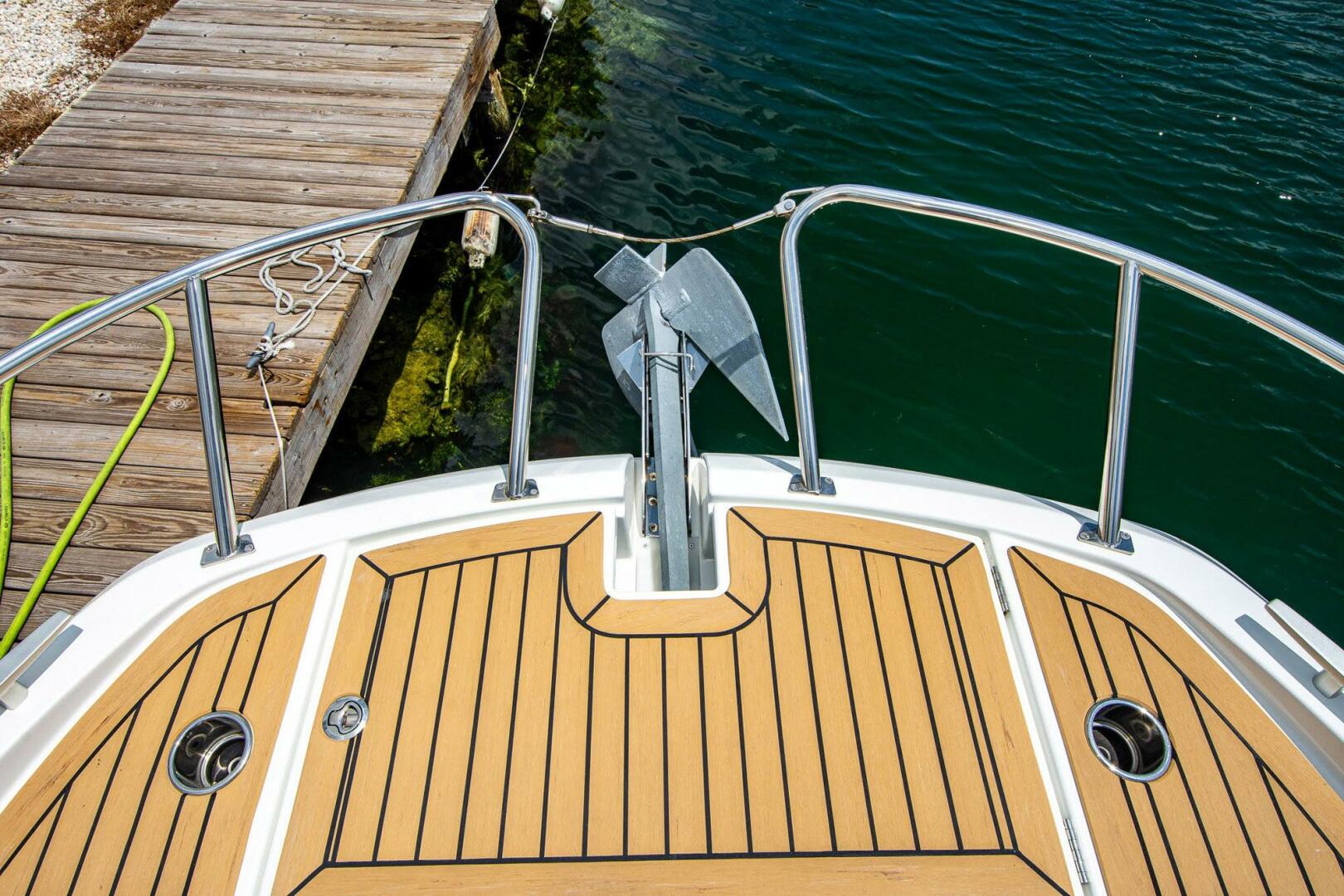 Slide: The Image of Beneteau Flyer 10 2023 - 5614680