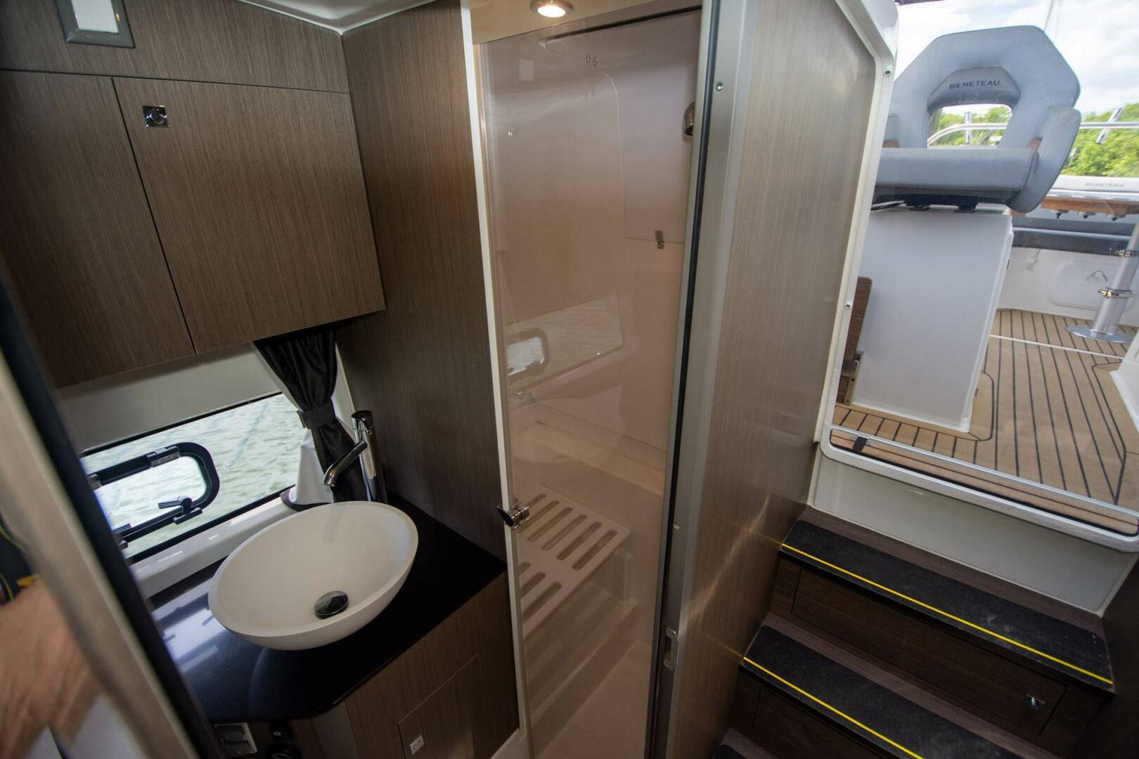 Slide: The Image of Beneteau Flyer 10 2023 - 5614693