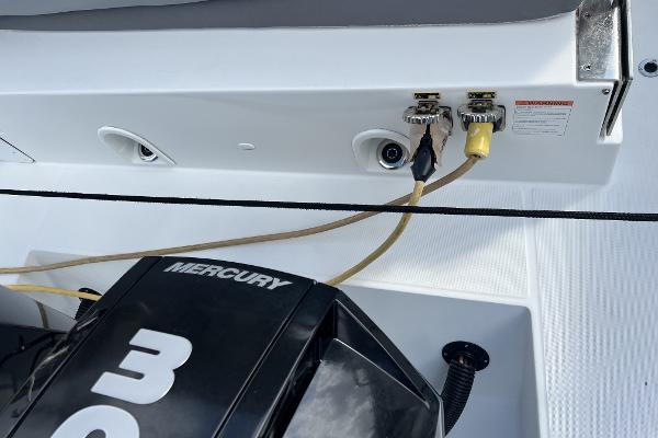 Slide: The Image of 2020 Beneteau 32' Flyer 10 - 61
