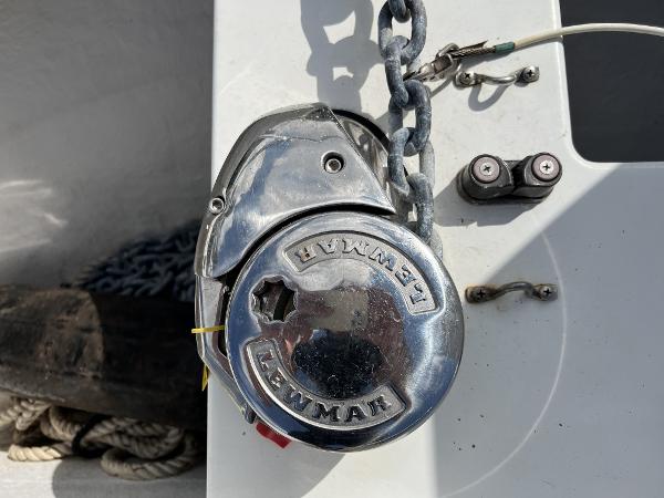 Slide: The Image of 2020 Beneteau 32' Flyer 10 - 65