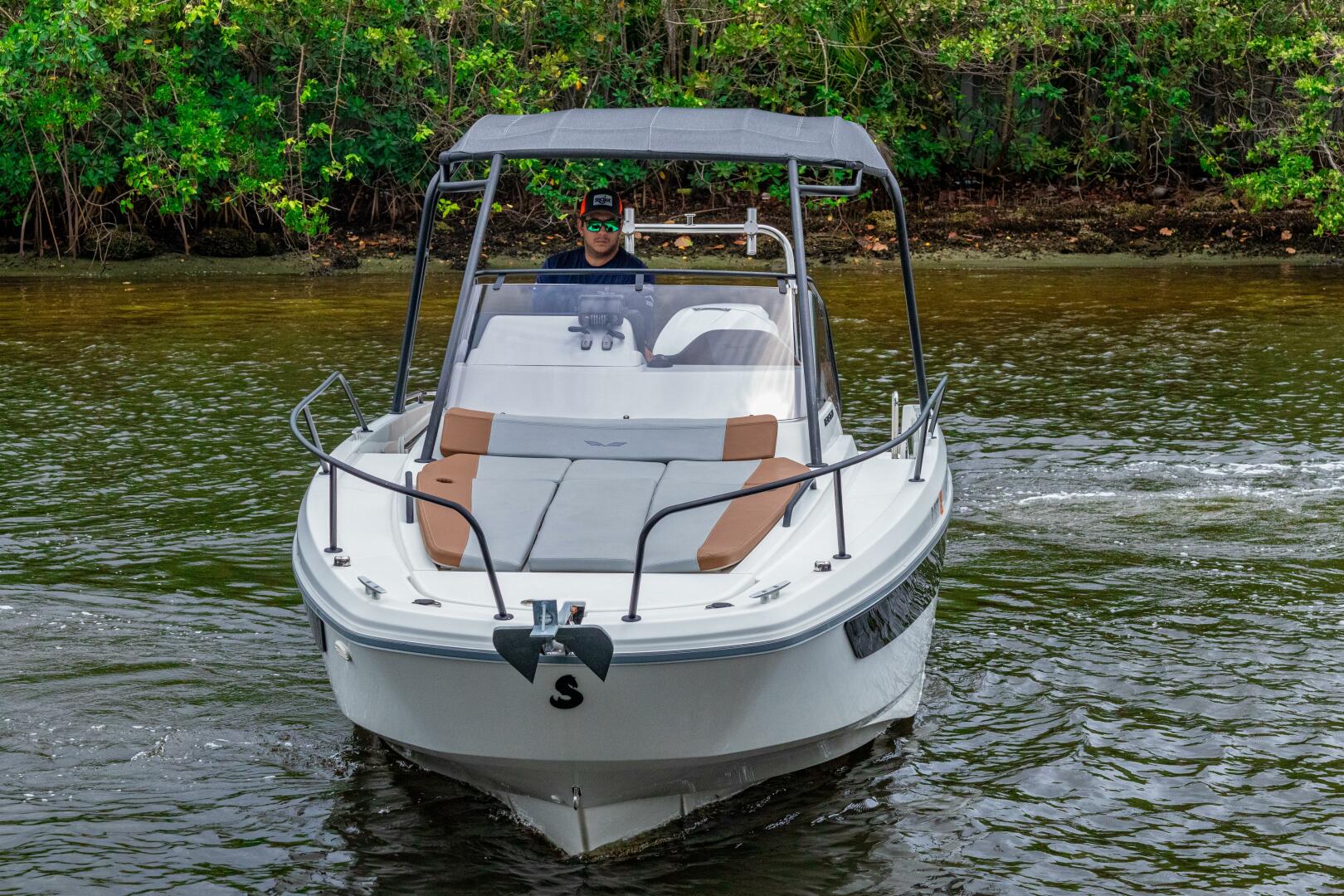 Slide: The Image of Beneteau Flyer 8 Sundeck 2022 - 5541528