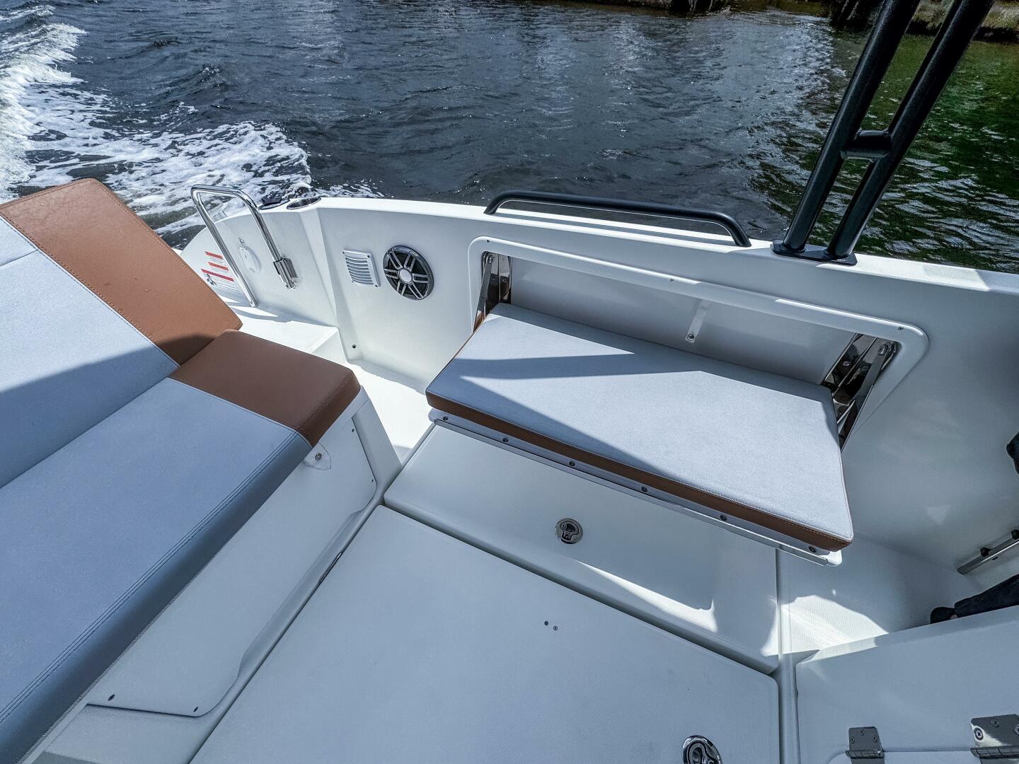 Slide: The Image of Beneteau Flyer 8 Sundeck 2022 - 5541517