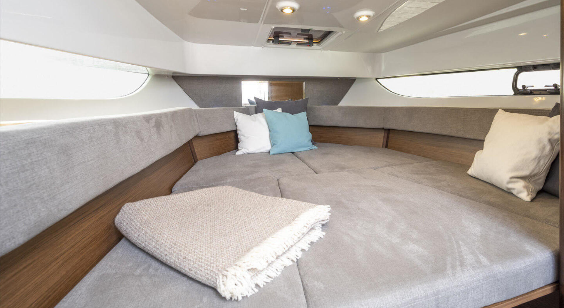 Slide: The Image of Beneteau Flyer 9 Sundeck 2022 - 3160411