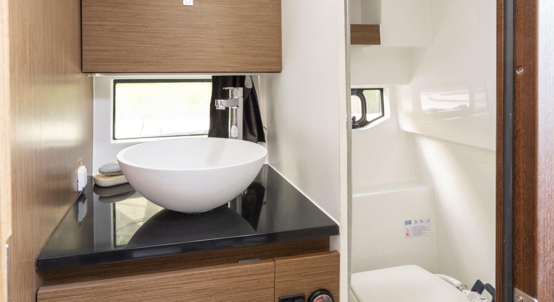 Slide: The Image of Beneteau Flyer 9 Sundeck 2022 - 3160414